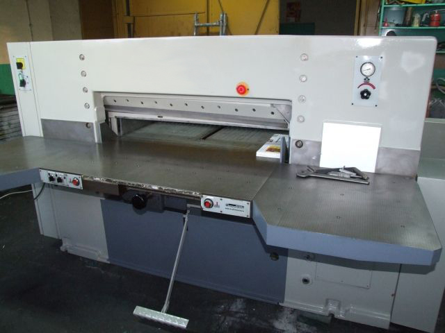 Бумагорезательная машина ADAST-115